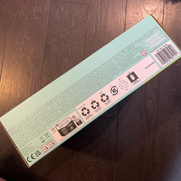 NEW ZURU Mini Brands Fill the Fridge Playset Fridge + 3 Balls + Exclusive mini - Picture 4 of 5